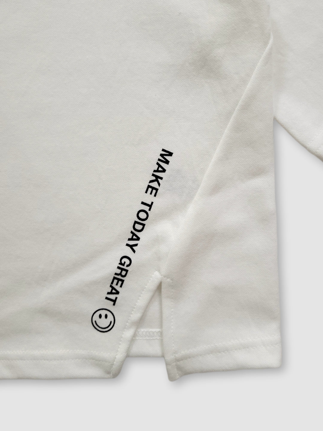 Smile Side Slit Shirt  |  White