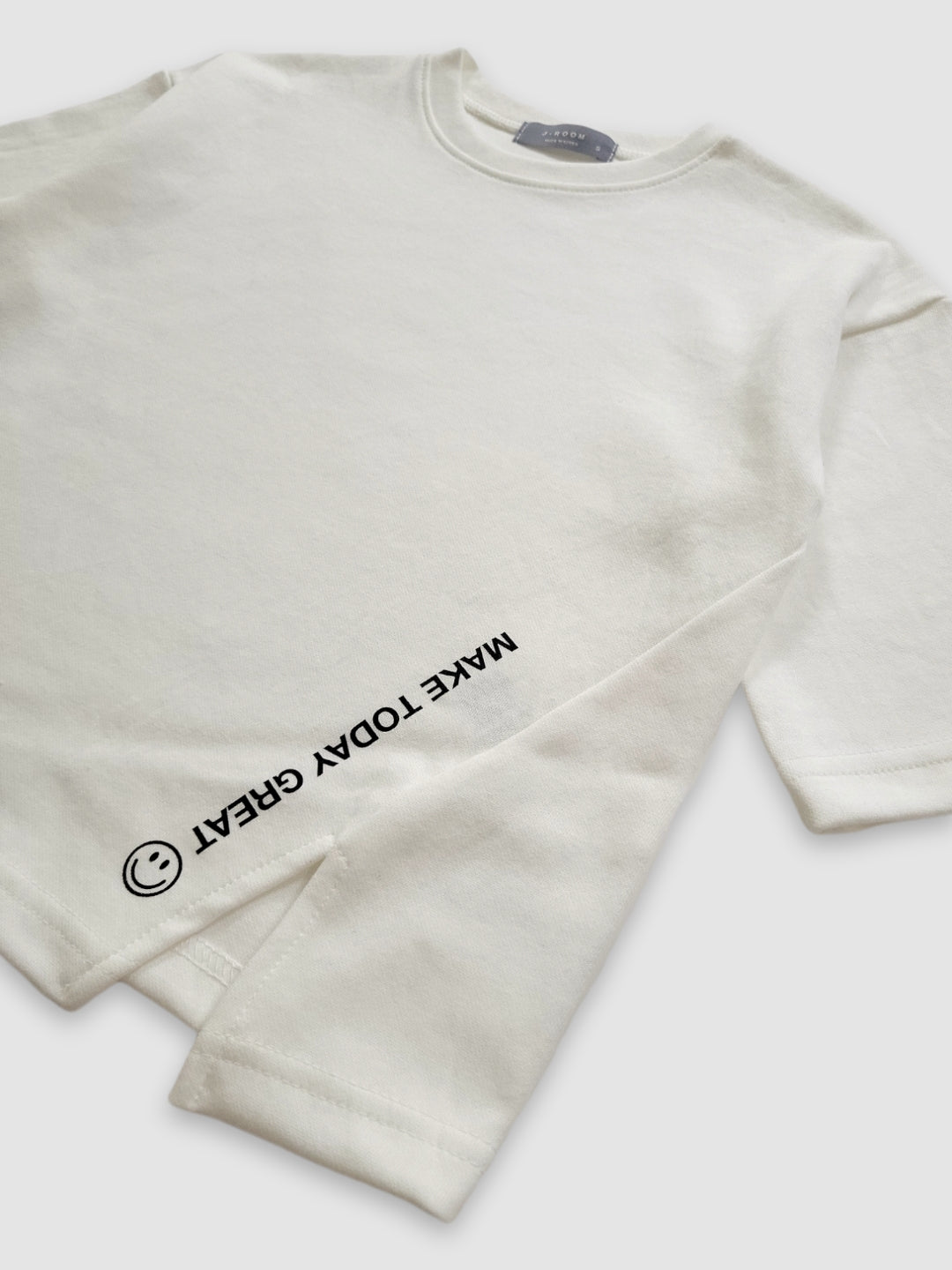 Smile Side Slit Shirt  |  White