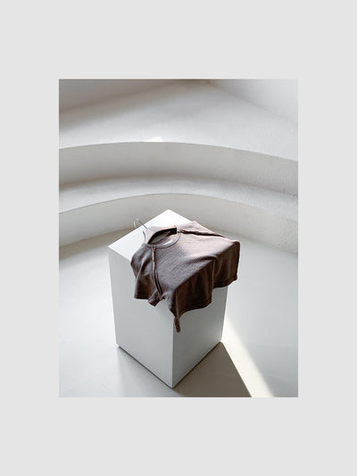Almond Tee | Mocha